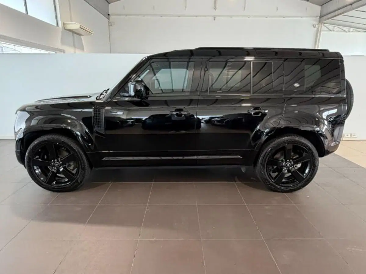 Land Rover Defender usata a Venezia (2)