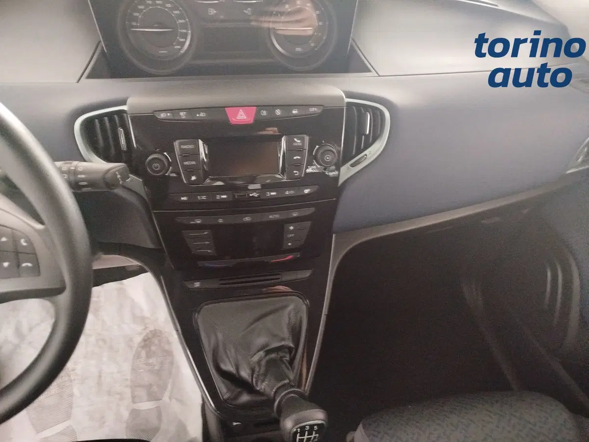 Lancia Ypsilon usata a Cuneo (13)