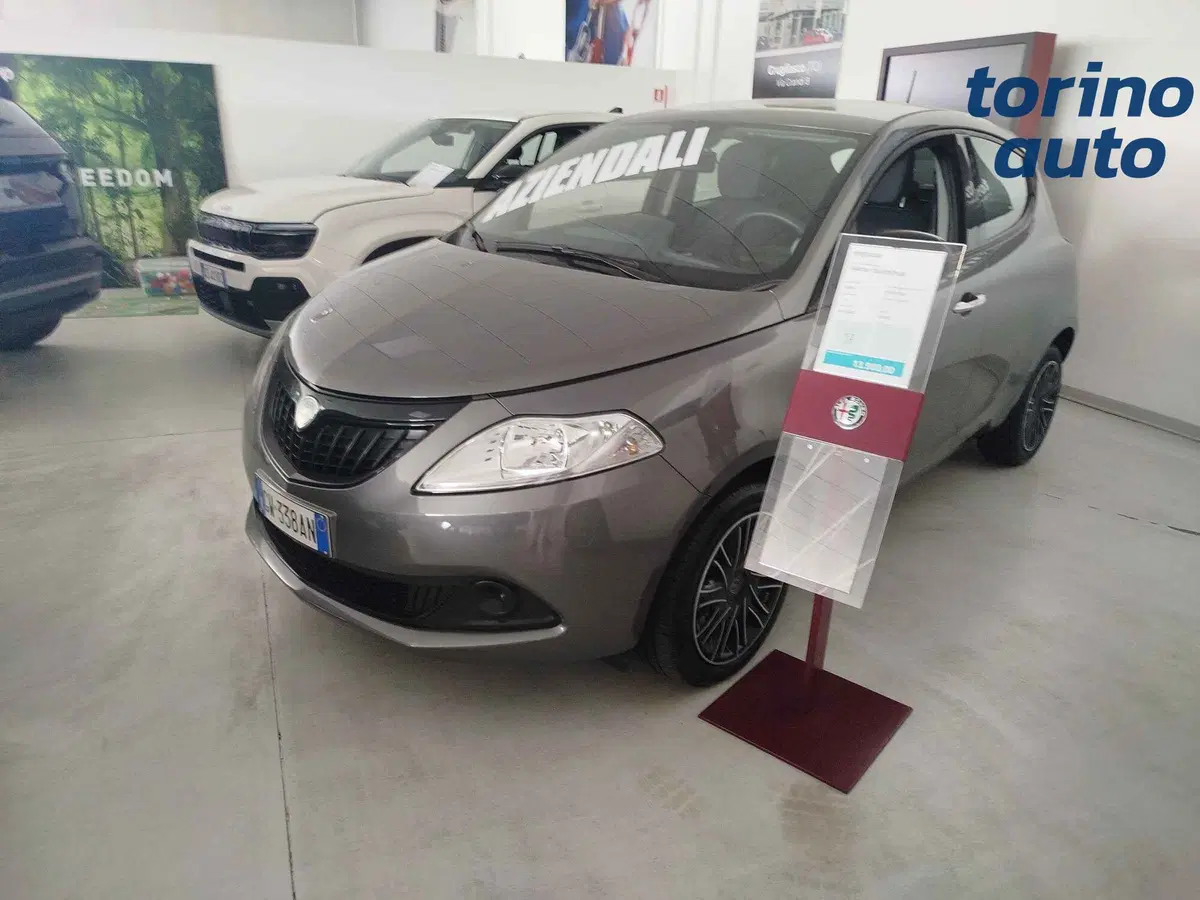 Lancia Ypsilon usata a Cuneo (6)