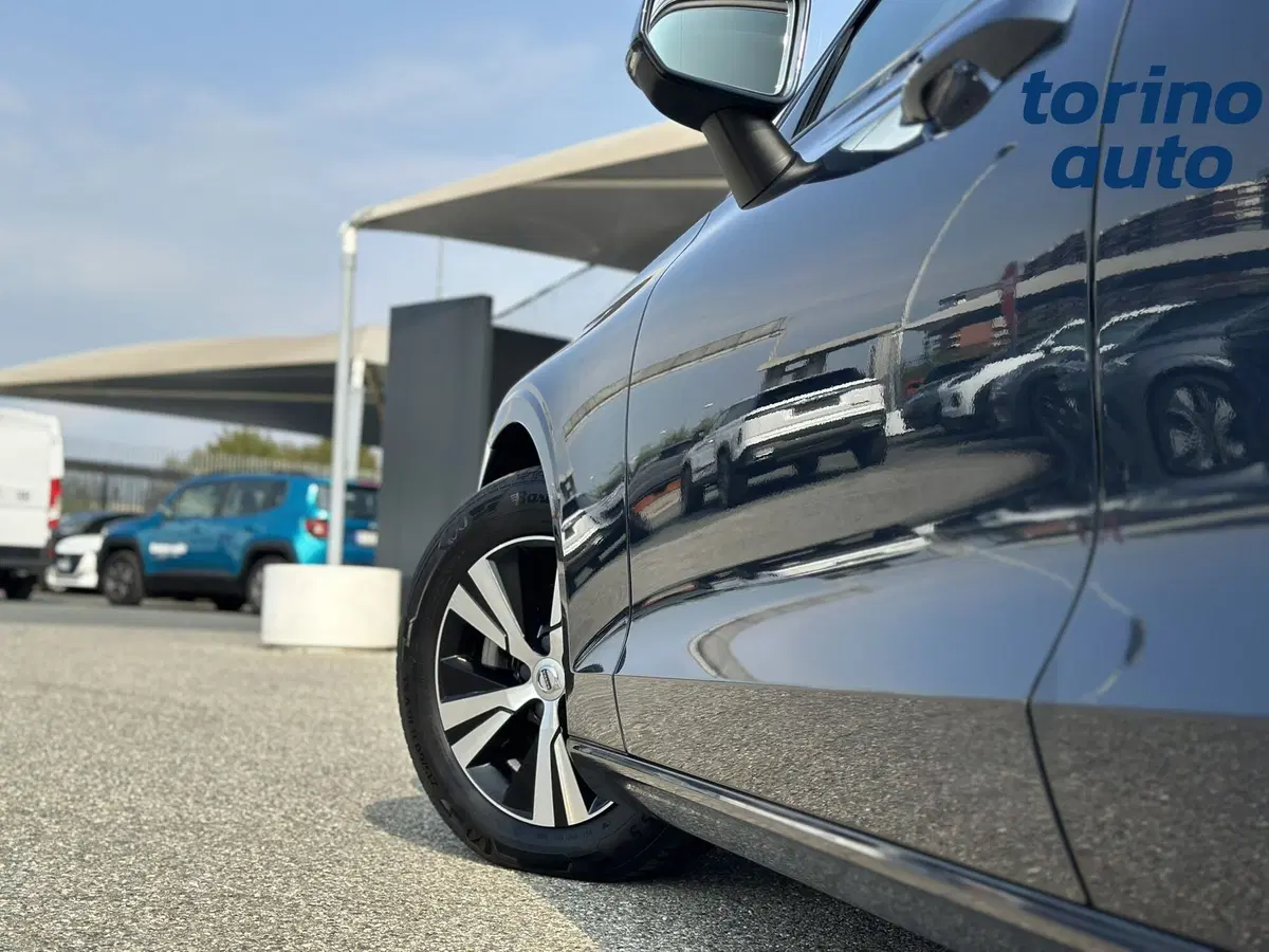 Volvo V60 usata a Torino (9)