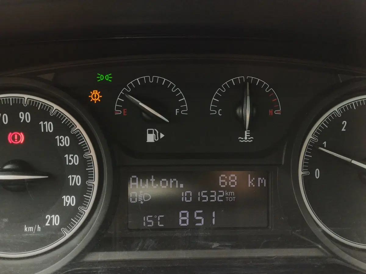 Lancia Ypsilon usata a Modena (12)
