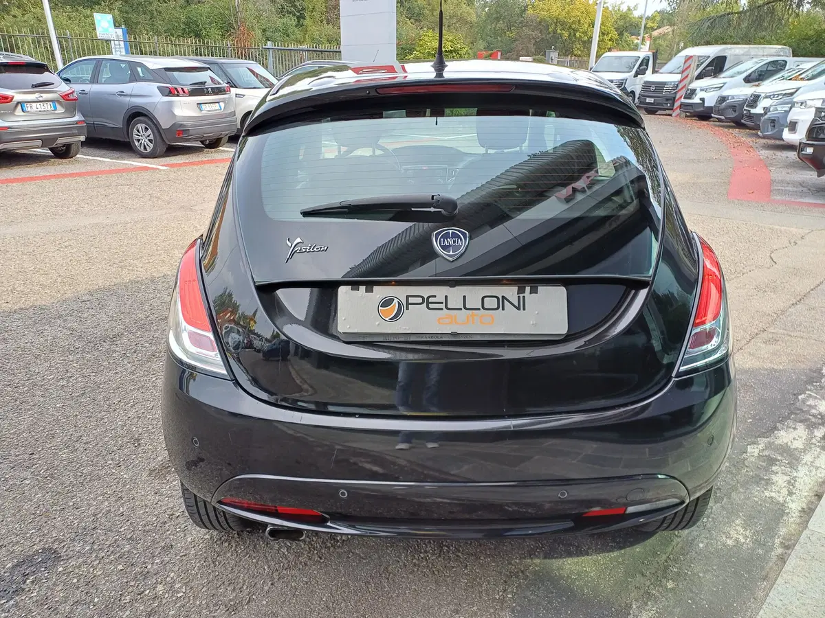 Lancia Ypsilon usata a Modena (8)