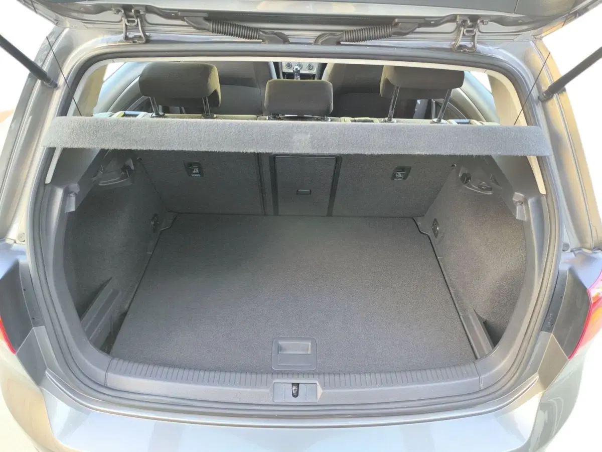 Volkswagen Golf usata a Udine (14)