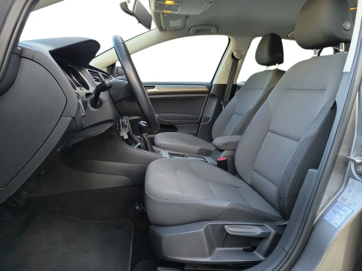 Volkswagen Golf usata a Udine (8)