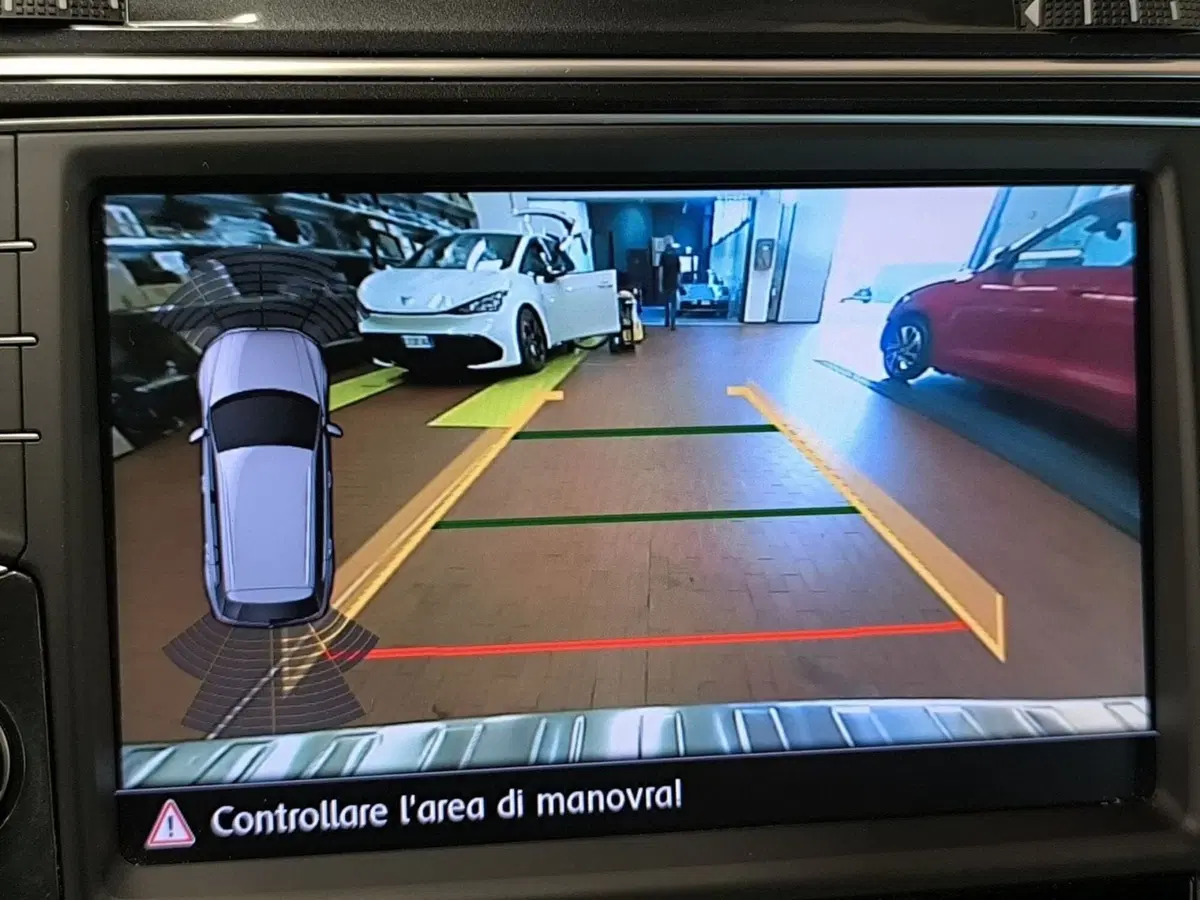 Volkswagen Tiguan usata a Udine (12)