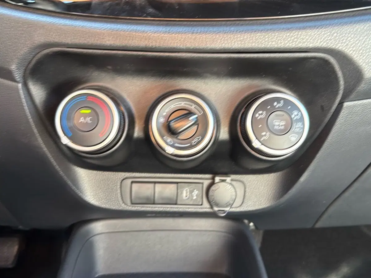 Toyota Aygo X usata a Latina (18)