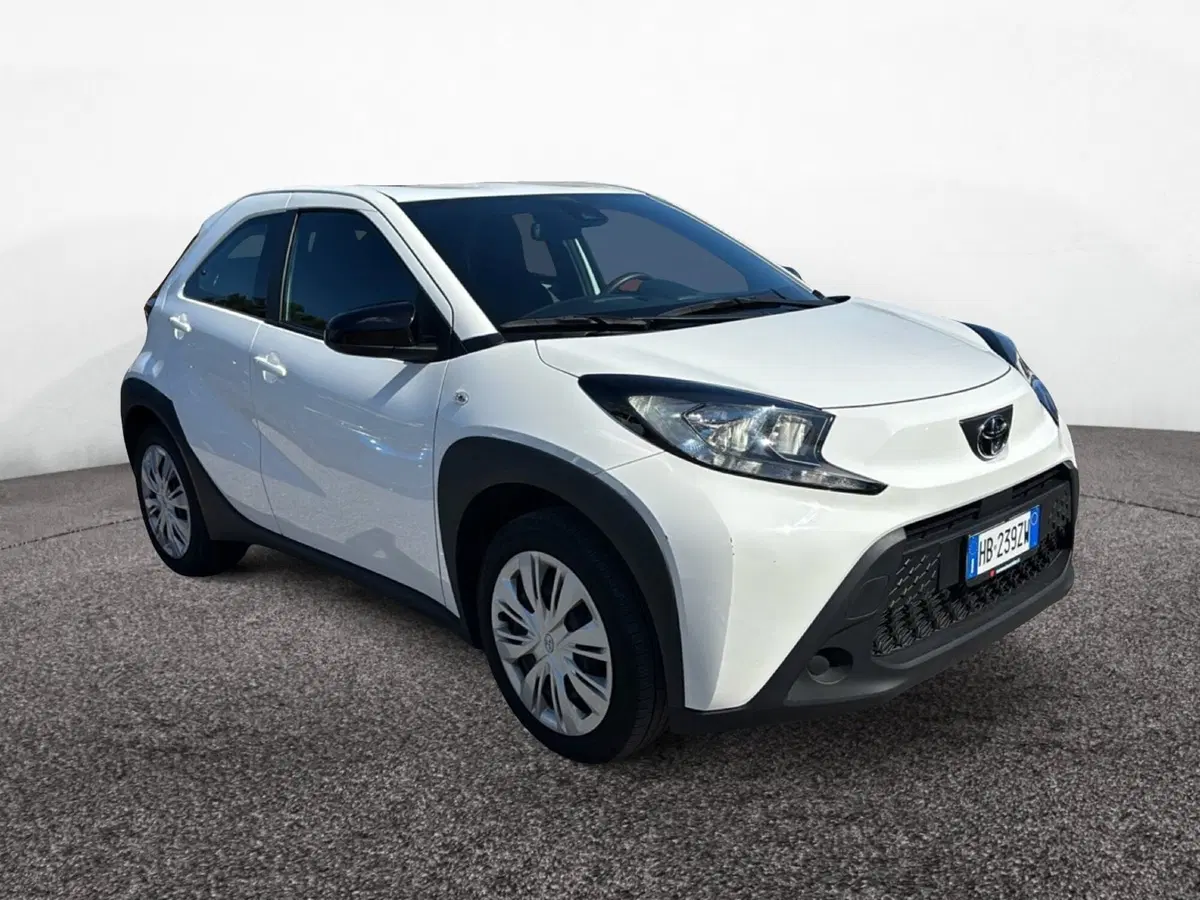 Toyota Aygo X usata a Latina (2)