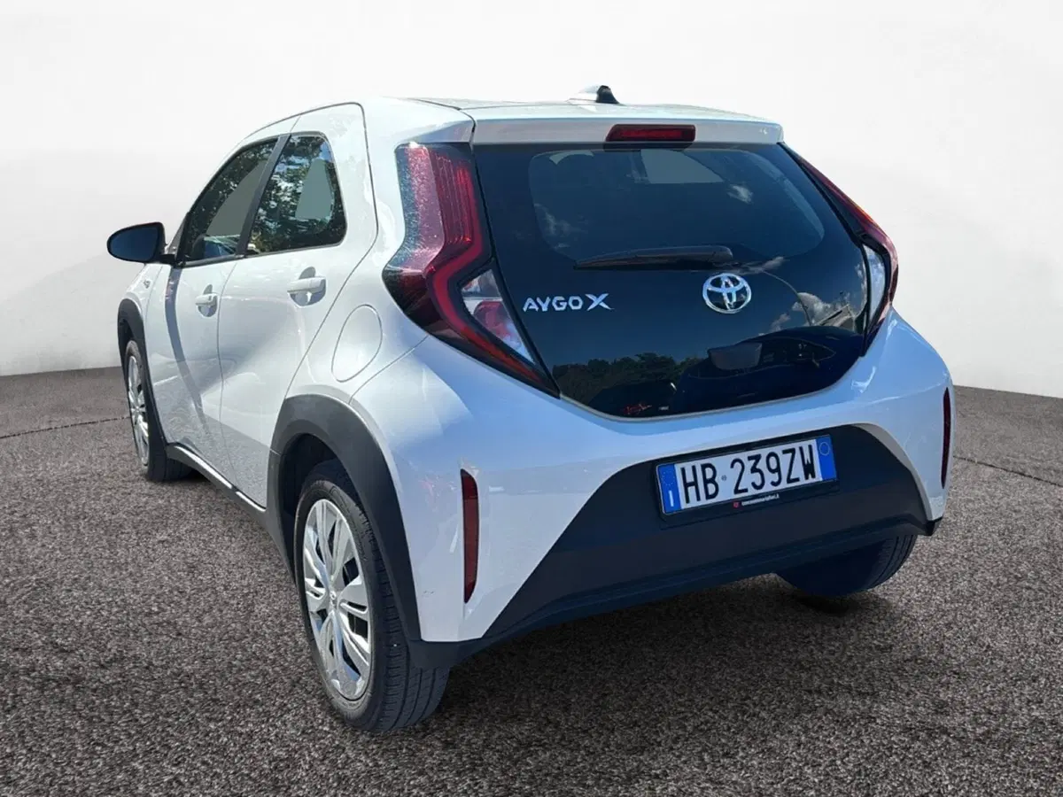 Toyota Aygo X usata a Latina (4)