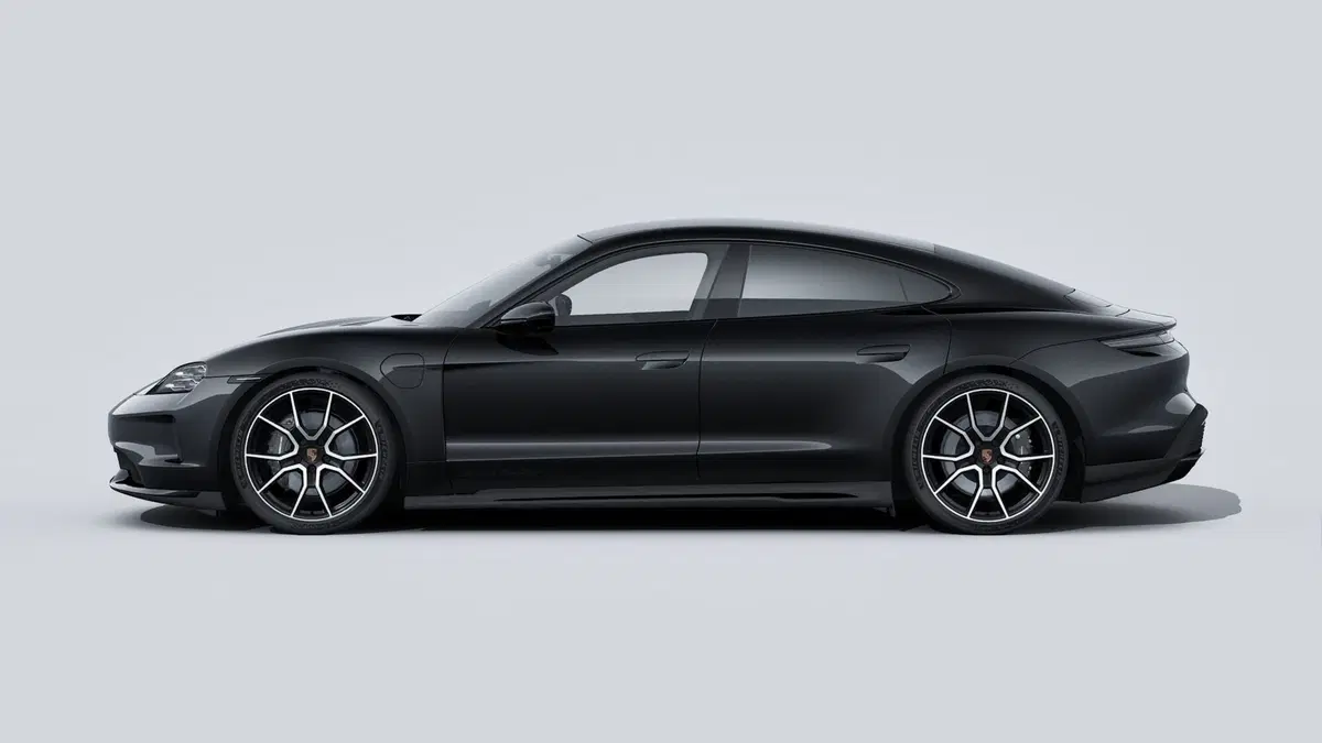 Porsche Taycan nuova a Firenze (3)
