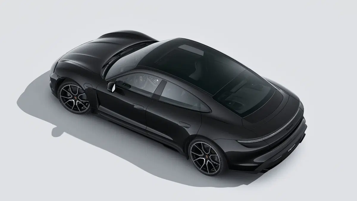 Porsche Taycan nuova a Firenze (5)