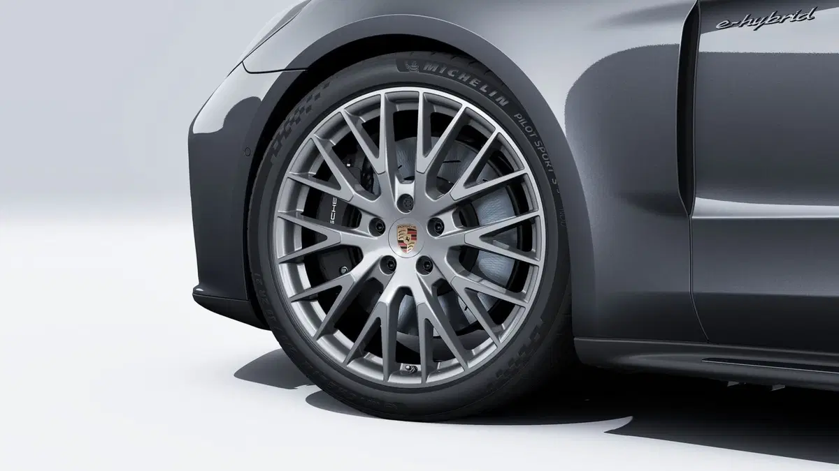 Porsche Panamera nuova a Firenze (2)