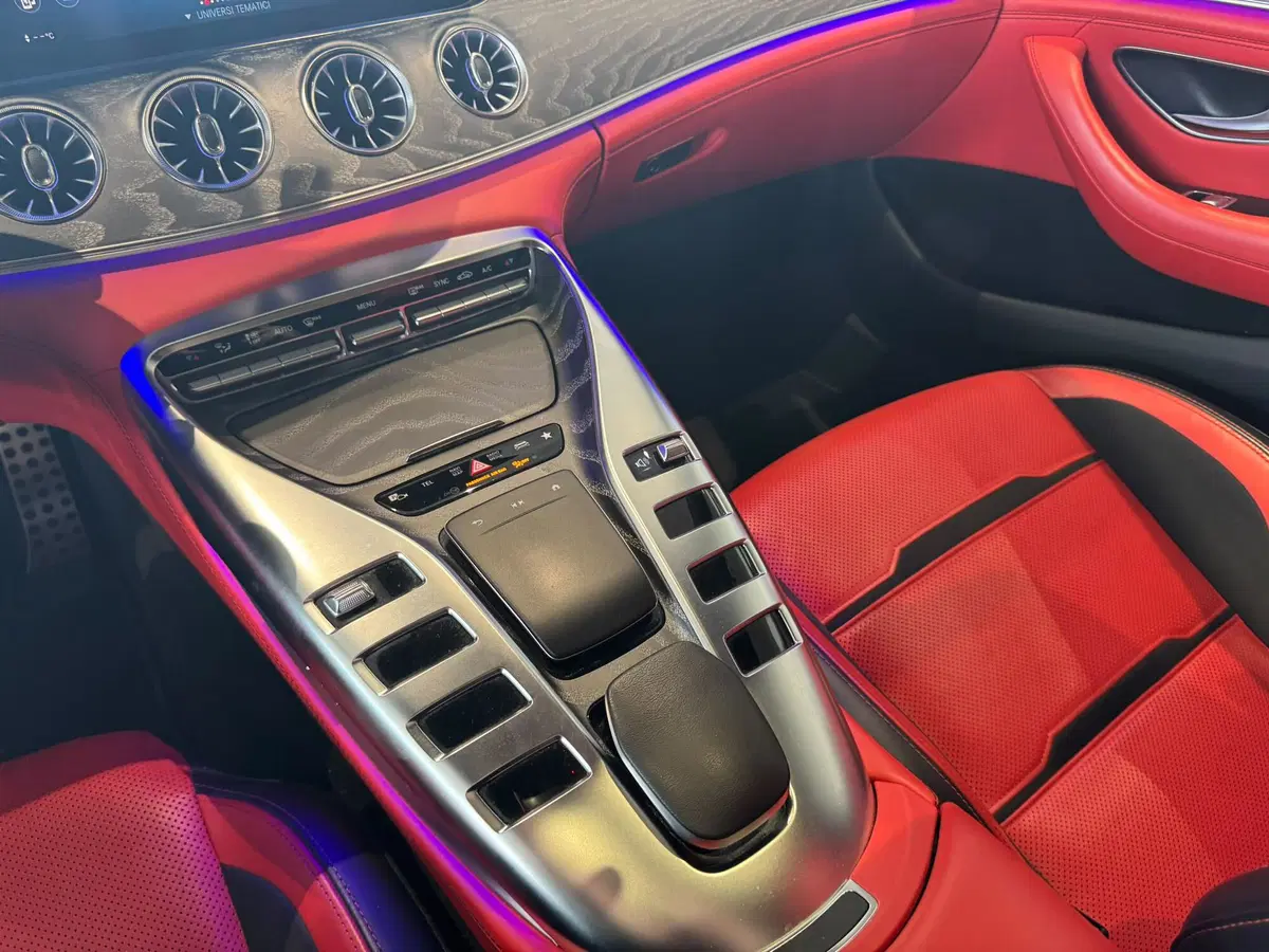 Mercedes-Benz AMG GT Coupé 4 nuova a Firenze (13)