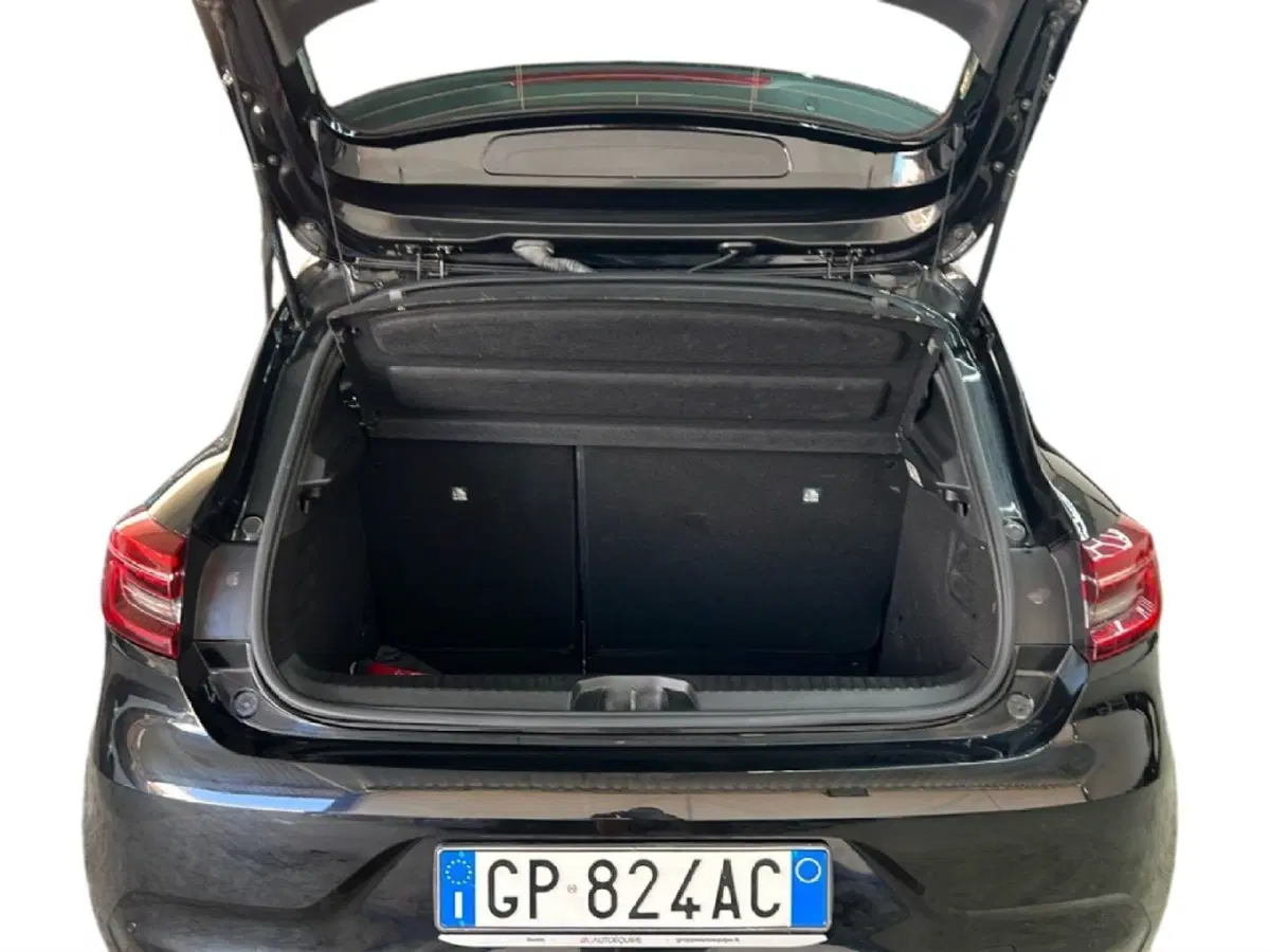 Renault Clio usata a Roma (10)
