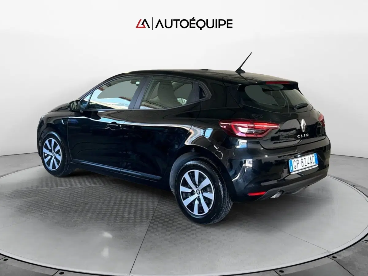 Renault Clio usata a Roma (3)