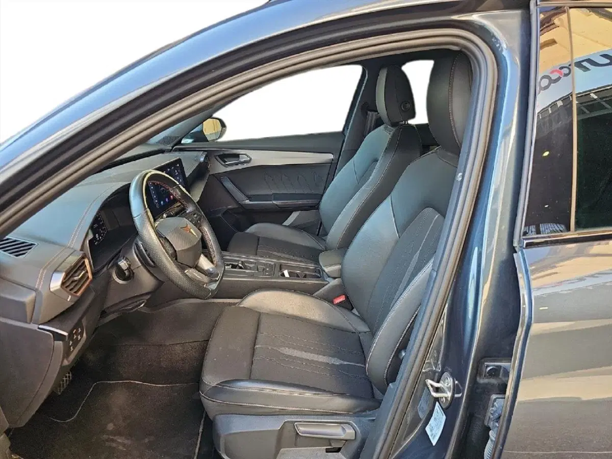 Cupra Formentor usata a Lecco (12)