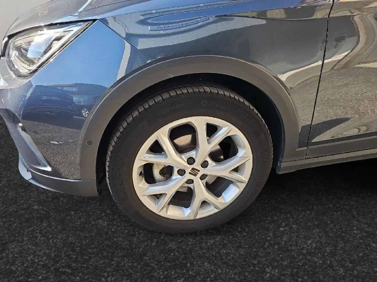 SEAT Arona usata a Lecco (17)