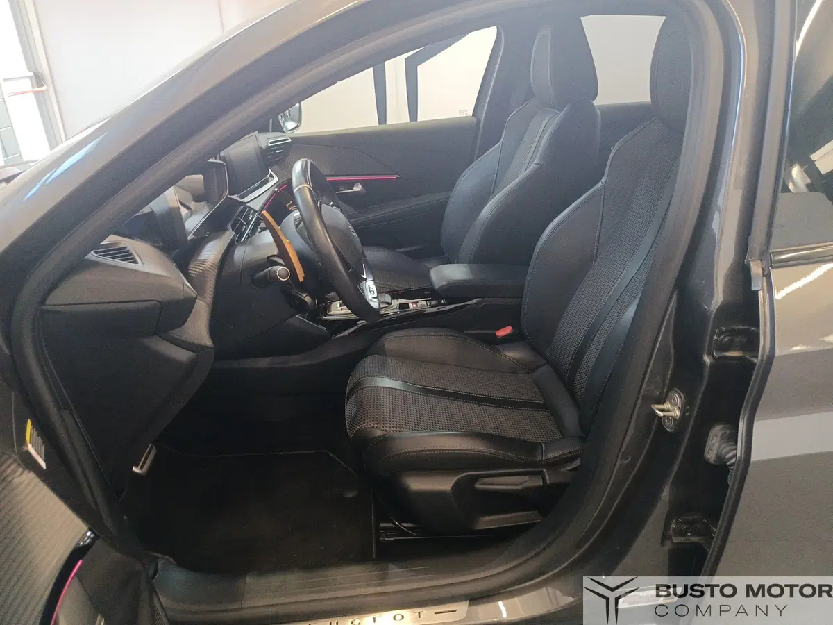 Peugeot 208 usata a Varese (8)