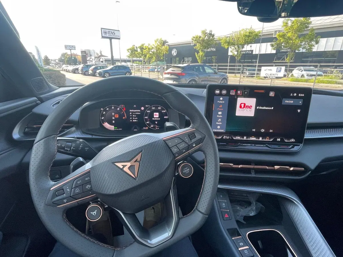 Cupra Terramar nuova a Bologna (7)
