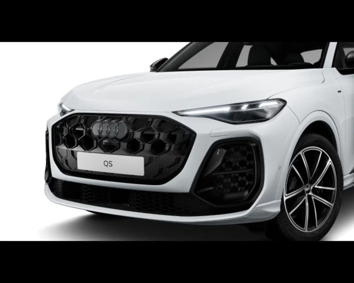 Audi Q5 Sportback nuova a Treviso (2)
