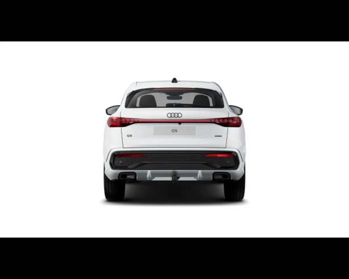 Audi Q5 Sportback nuova a Treviso (4)