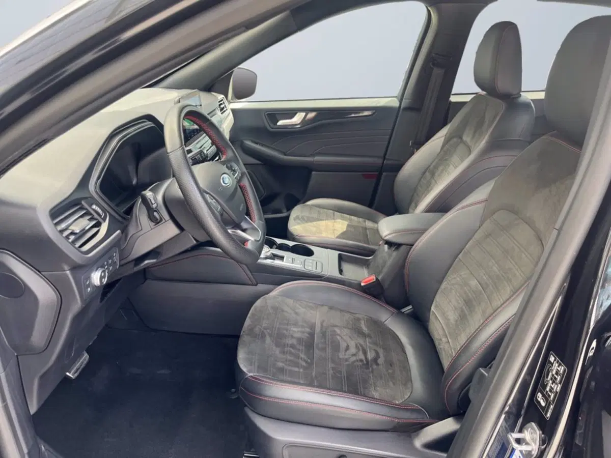 Ford Kuga usata a Milano (10)