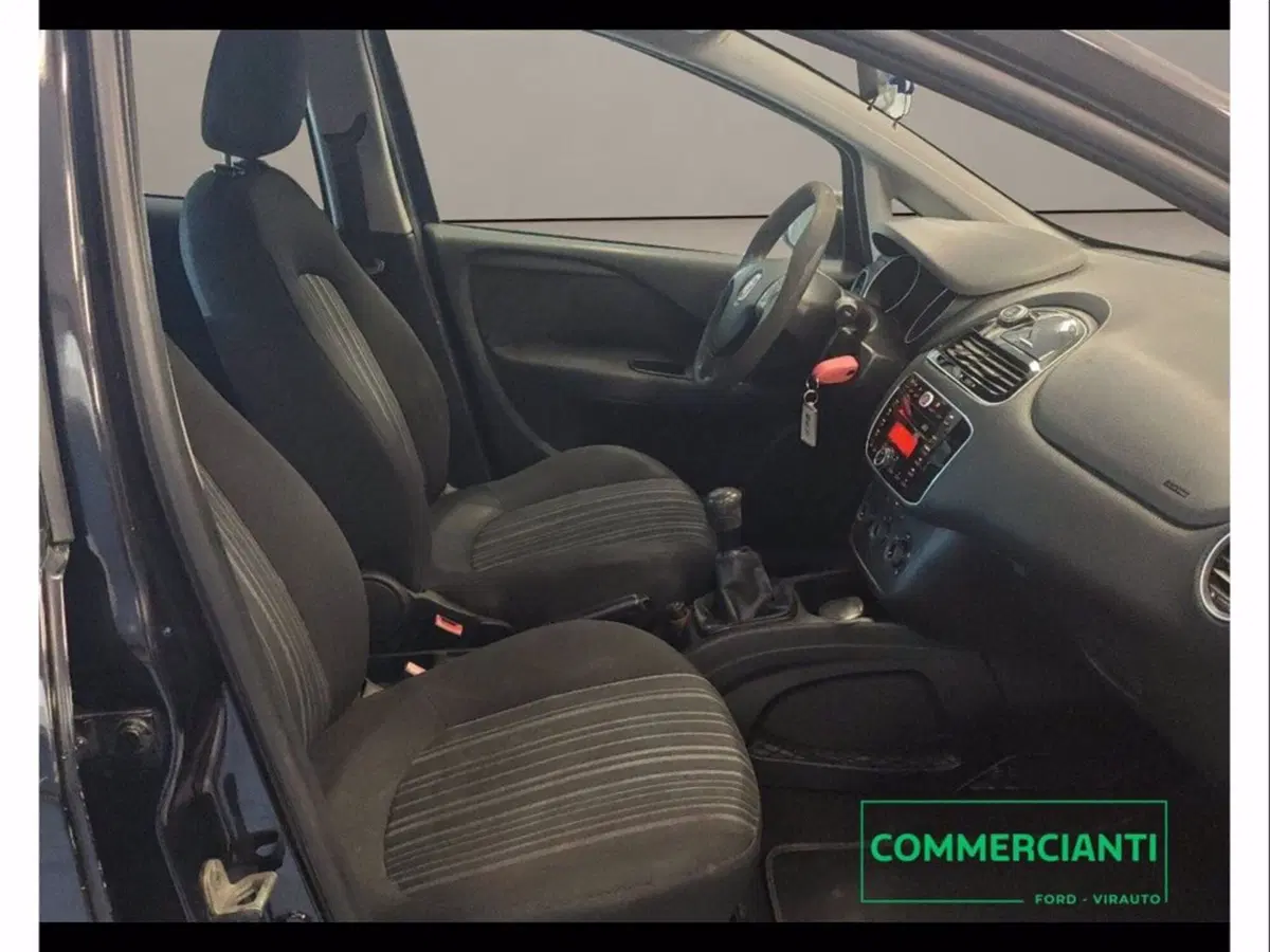 Fiat Punto Evo usata a Catania (15)
