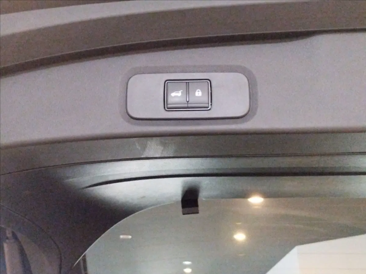 Nissan Qashqai usata a Milano (3)