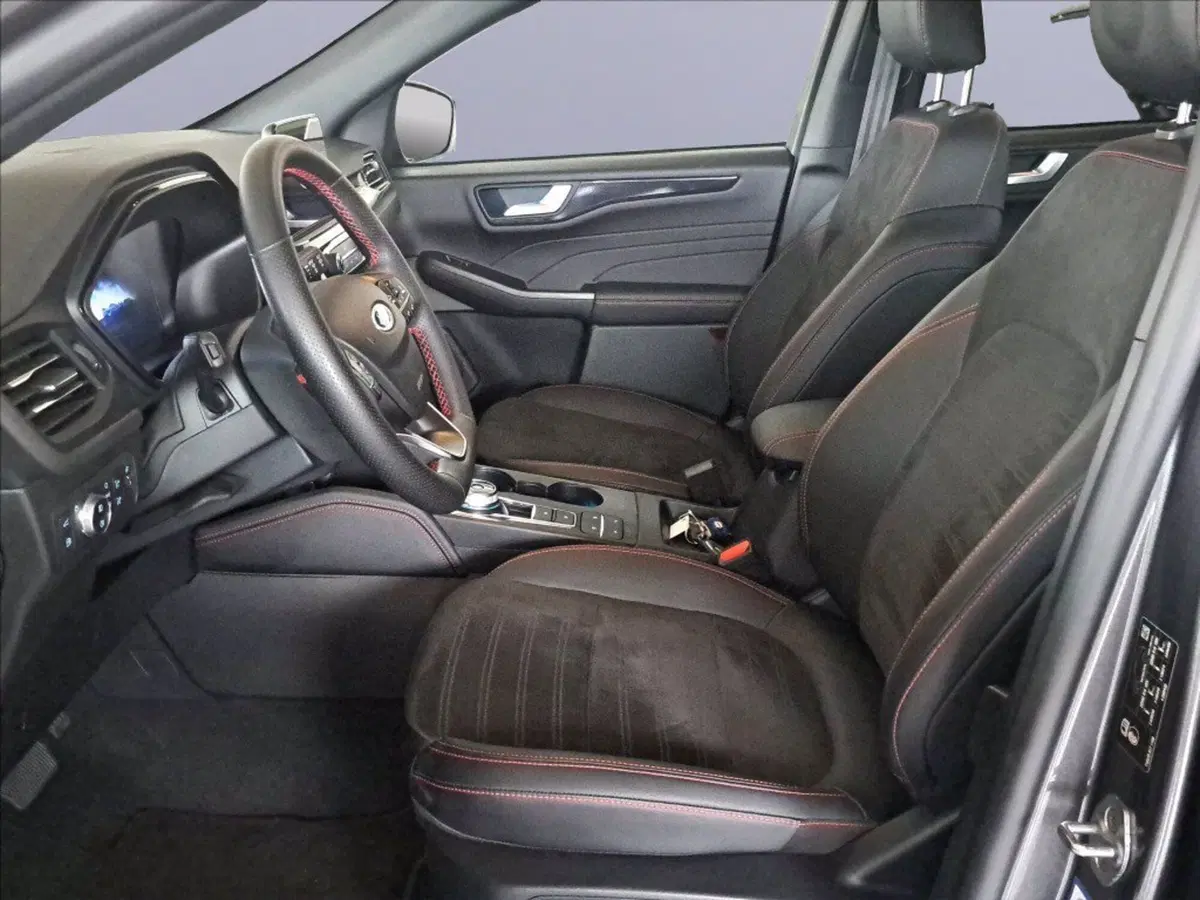 Ford Kuga usata a Milano (11)
