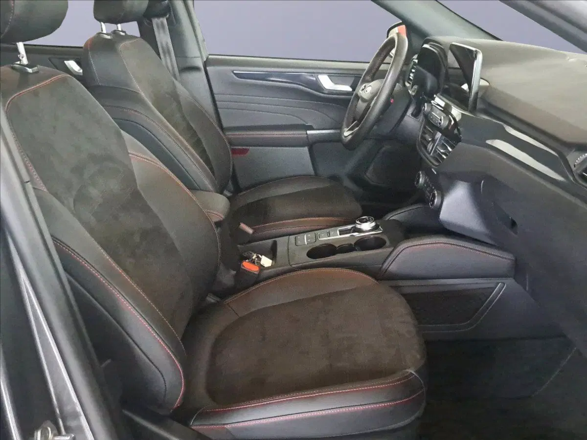 Ford Kuga usata a Milano (12)
