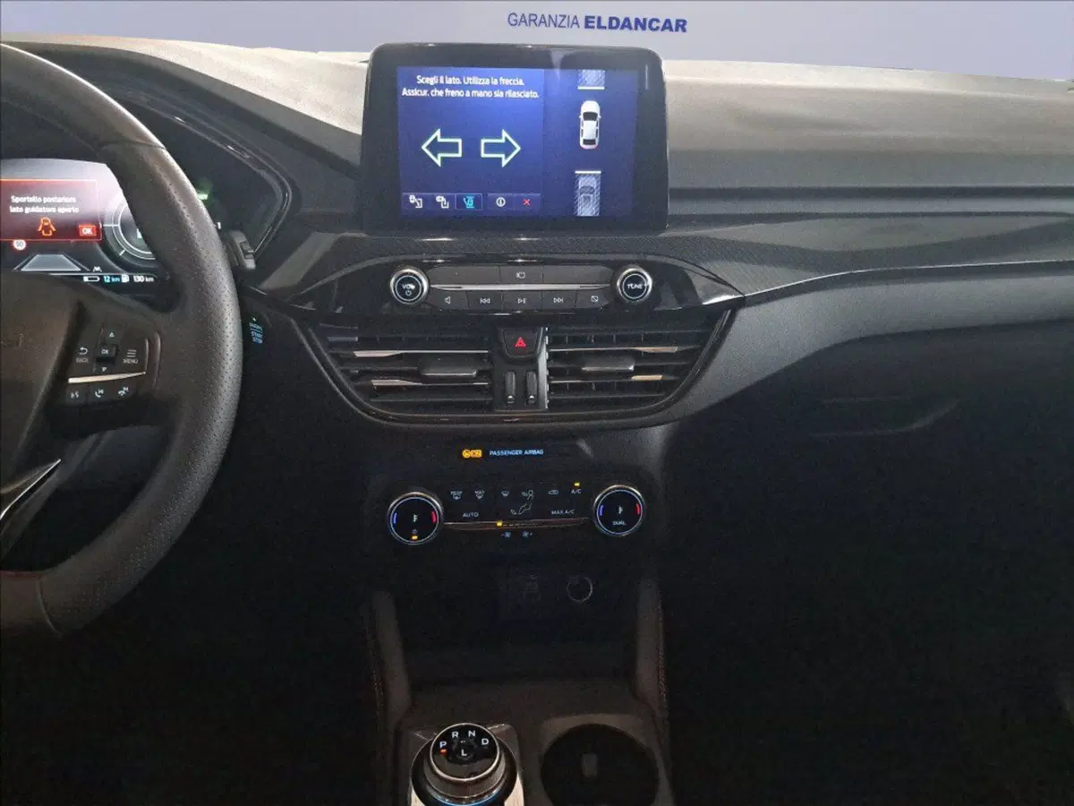 Ford Kuga usata a Milano (18)