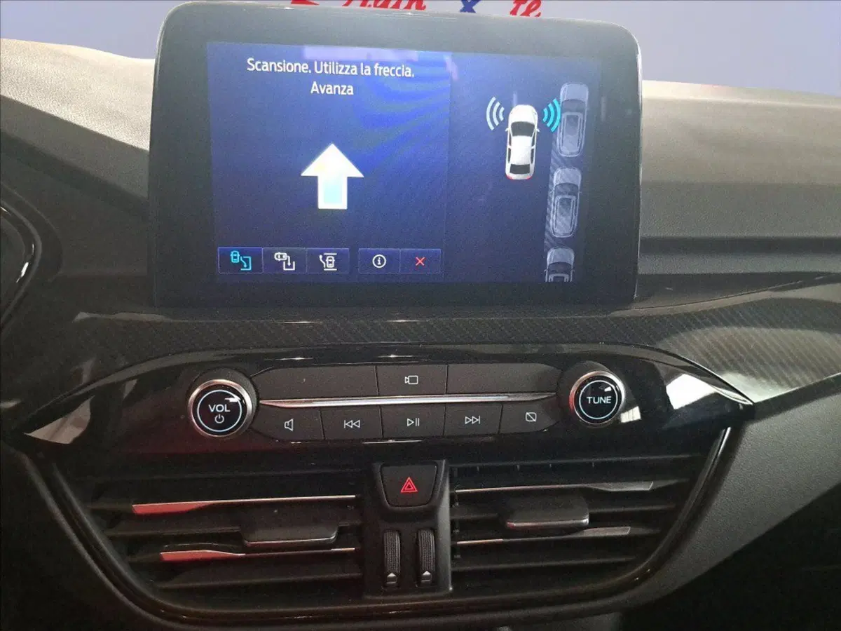 Ford Kuga usata a Milano (20)