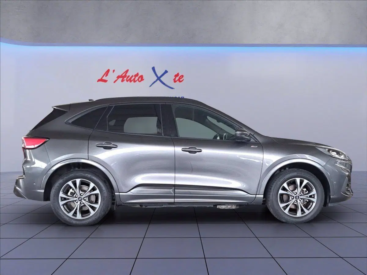 Ford Kuga usata a Milano (4)