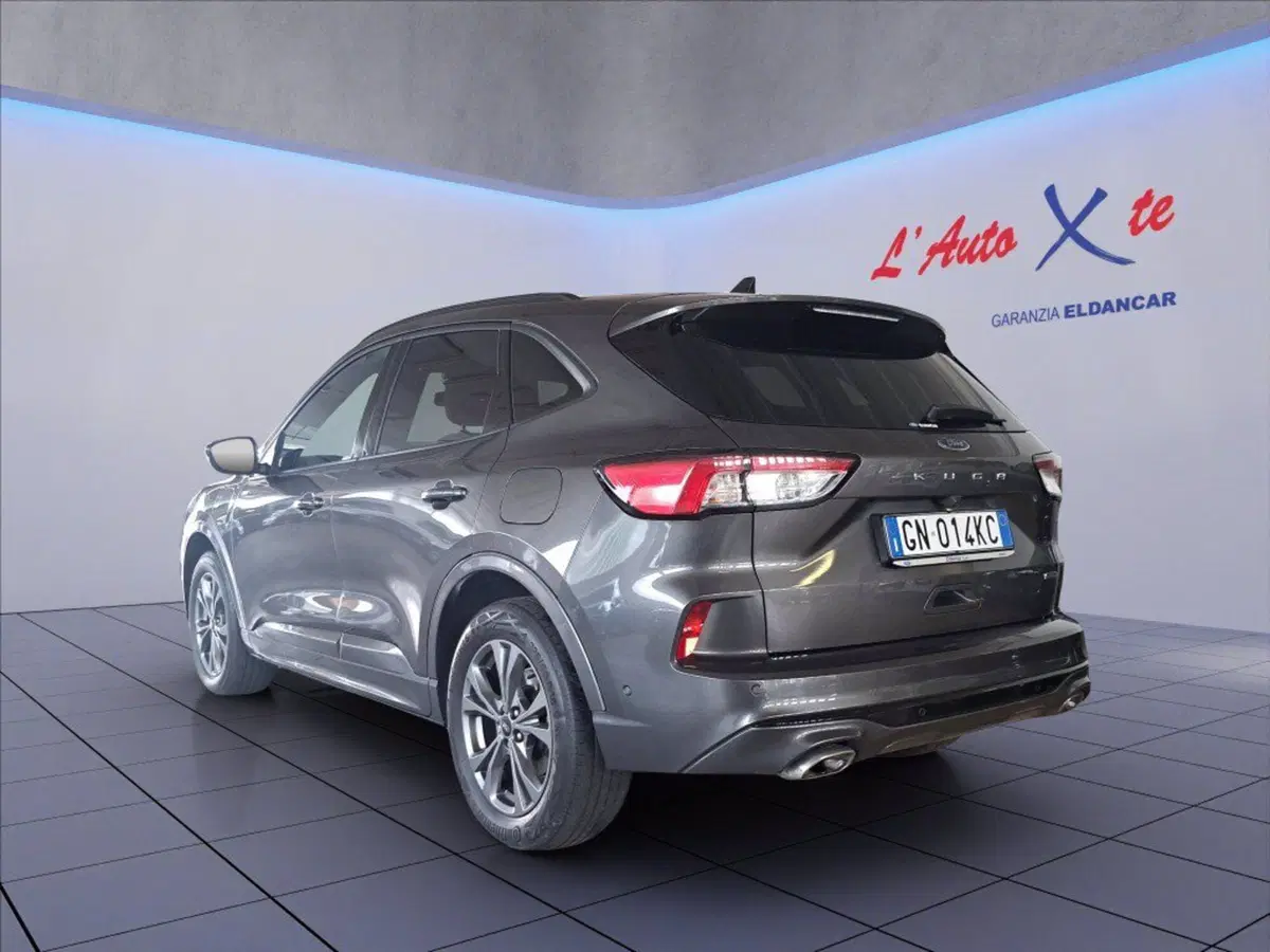 Ford Kuga usata a Milano (8)