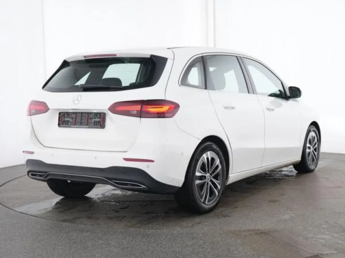 Mercedes-Benz Classe B usata a Milano (2)