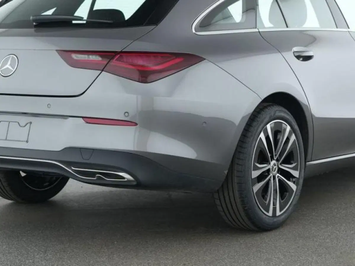Mercedes-Benz CLA Shooting Brake usata a Milano (4)
