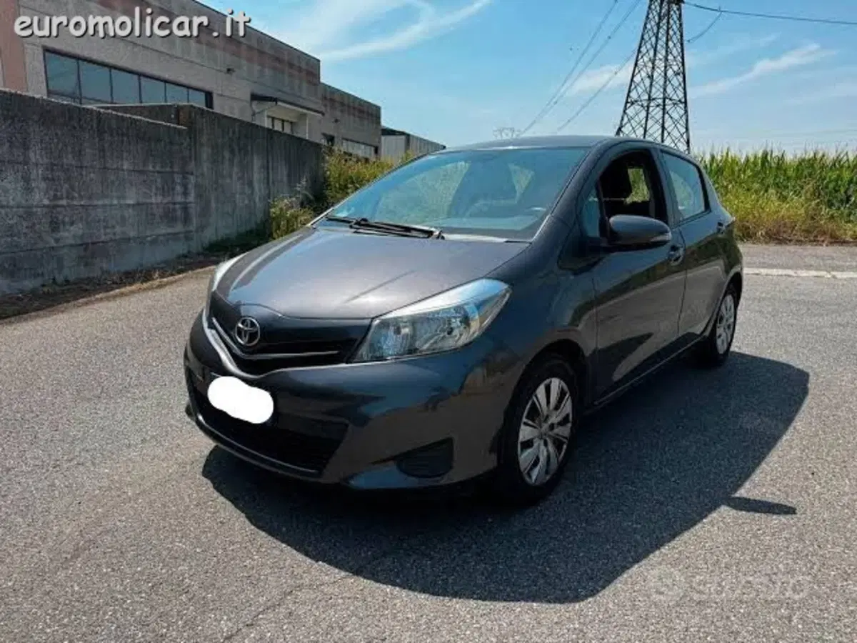 Toyota Yaris usata a Campobasso