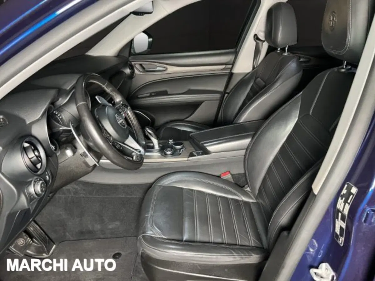Alfa Romeo Stelvio usata a Perugia (10)