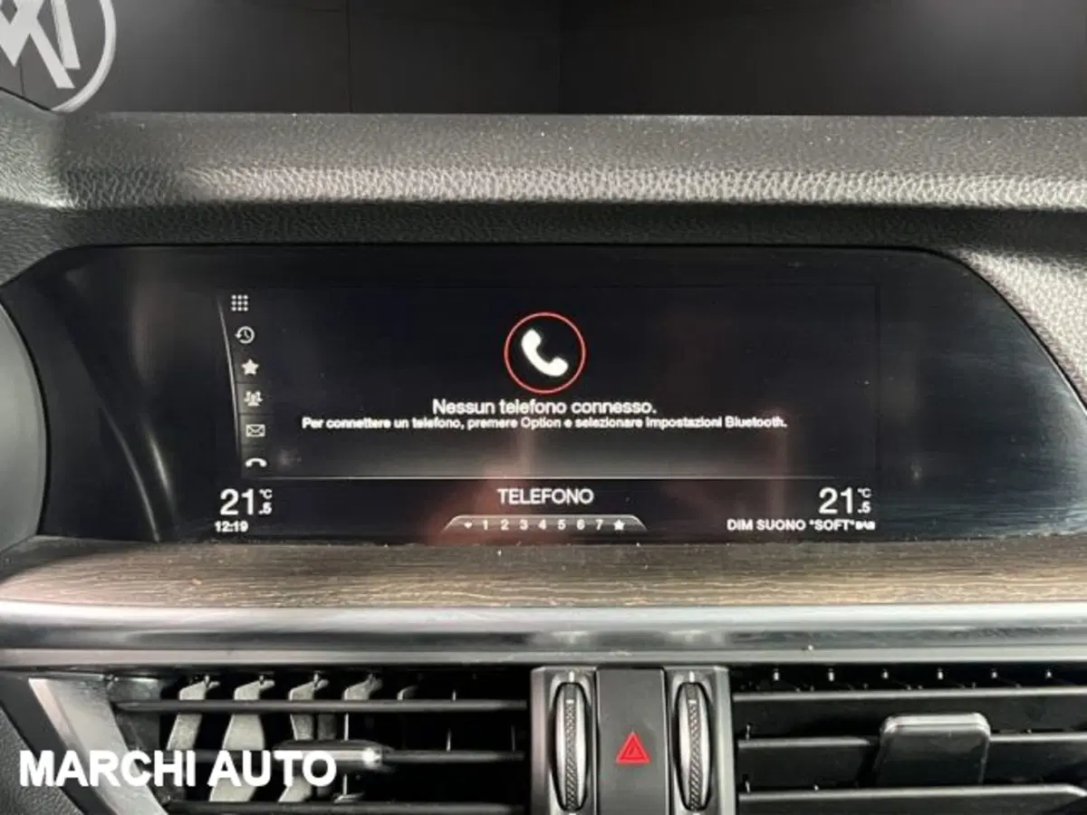 Alfa Romeo Stelvio usata a Perugia (18)