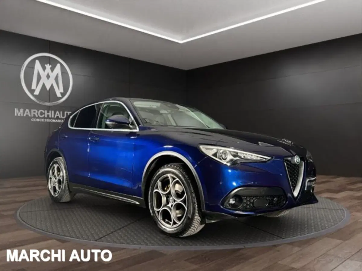 Alfa Romeo Stelvio usata a Perugia (3)