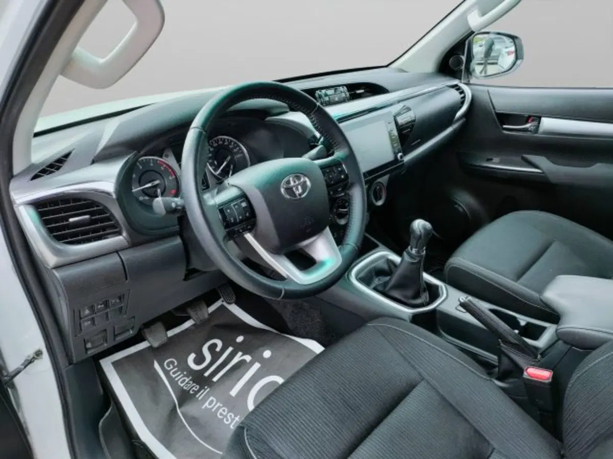 Toyota Hilux usata a Teramo (10)