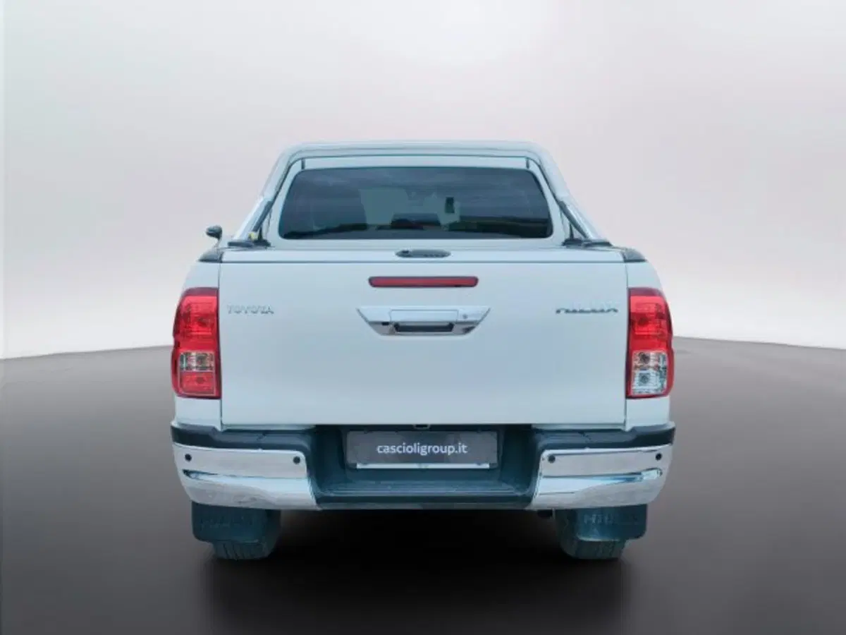 Toyota Hilux usata a Teramo (4)