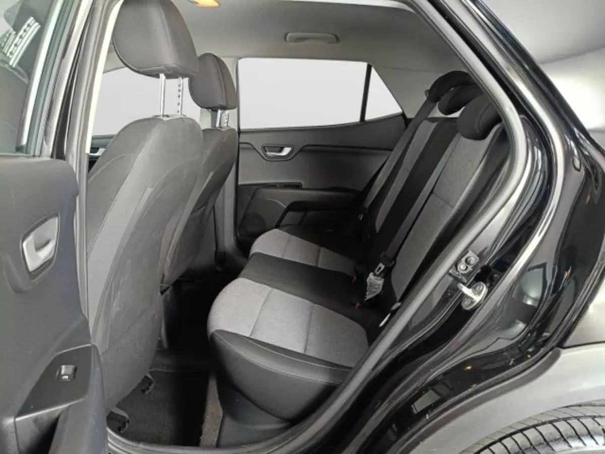 Kia Stonic usata a Teramo (9)