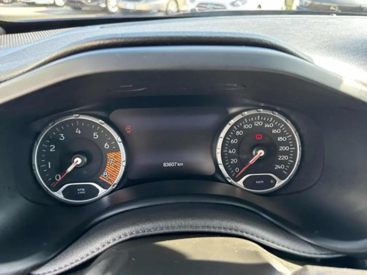 Jeep Renegade usata a Lucca (10)