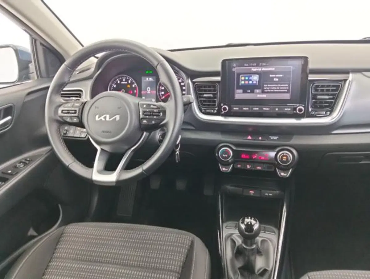 Kia Stonic usata a Como (10)