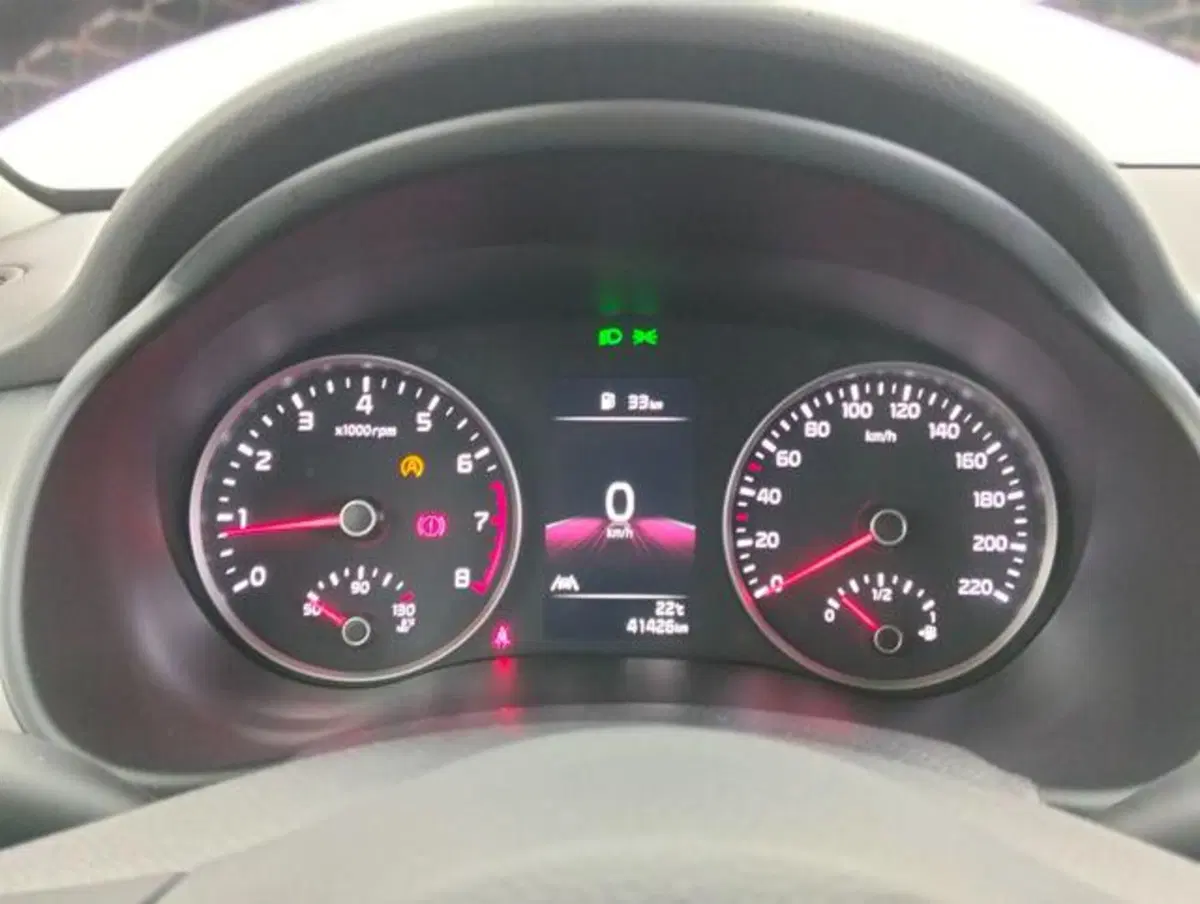 Kia Stonic usata a Como (11)