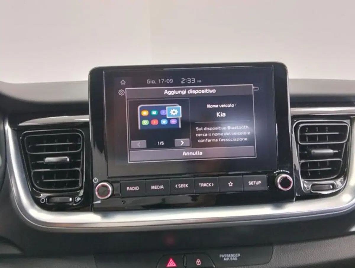 Kia Stonic usata a Como (12)