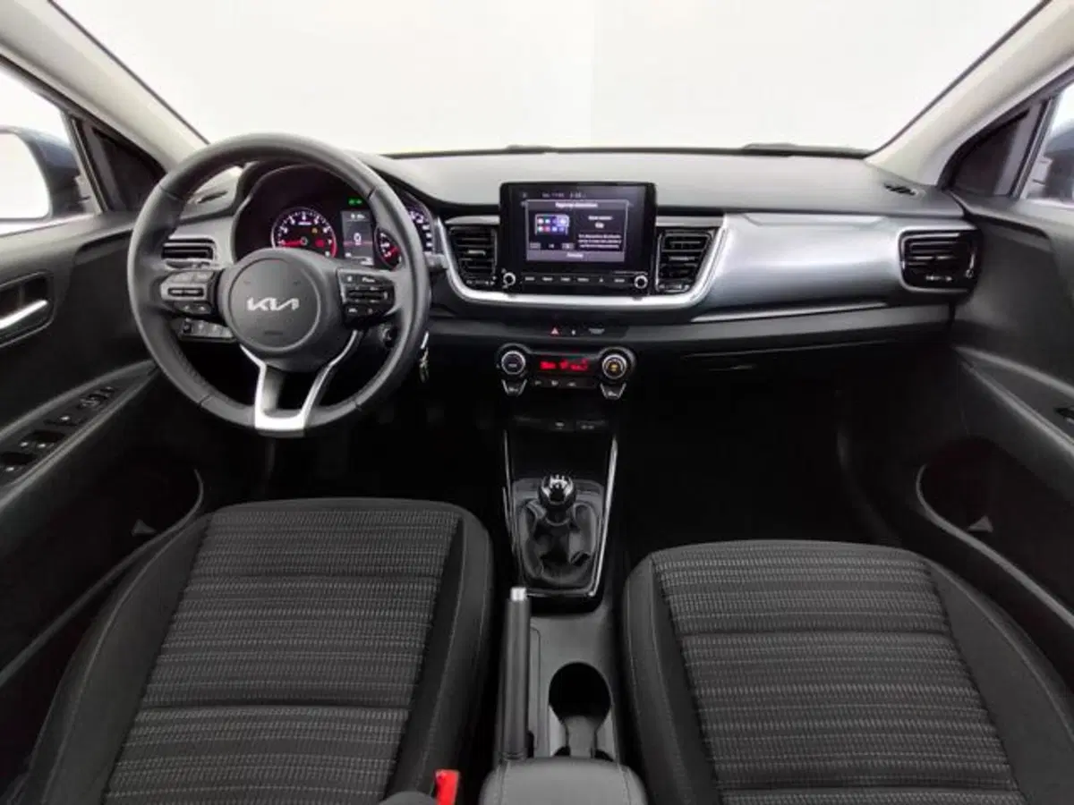Kia Stonic usata a Como (4)