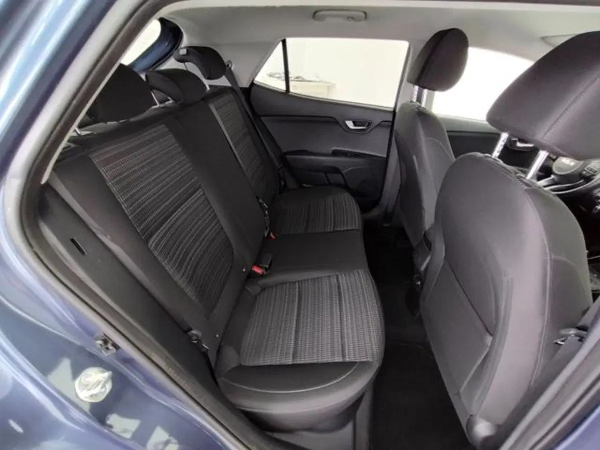 Kia Stonic usata a Como (5)