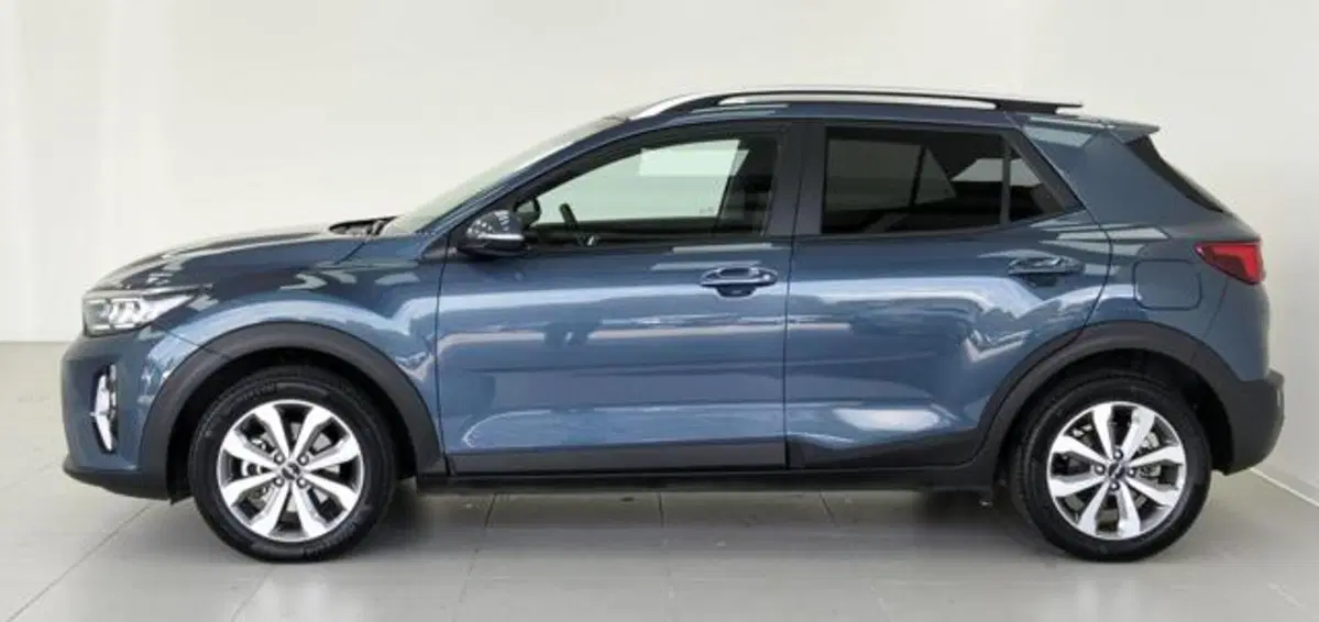 Kia Stonic usata a Como (8)
