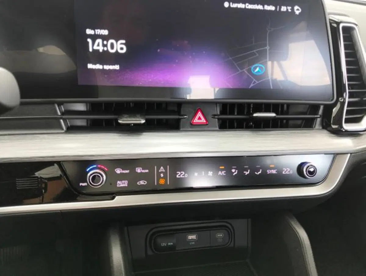 Kia Sportage usata a Como (17)
